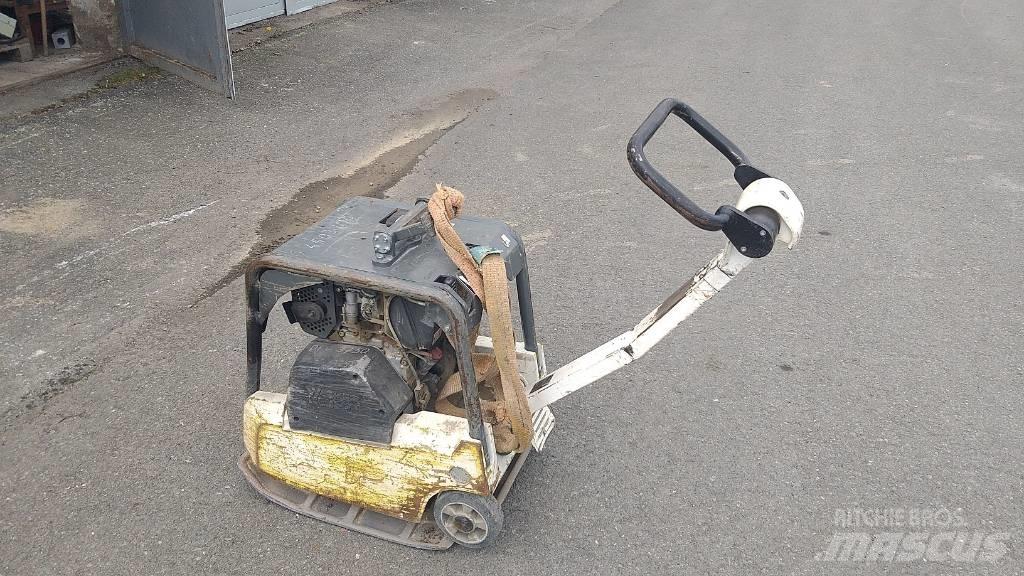 Wacker DPU3750 탬퍼