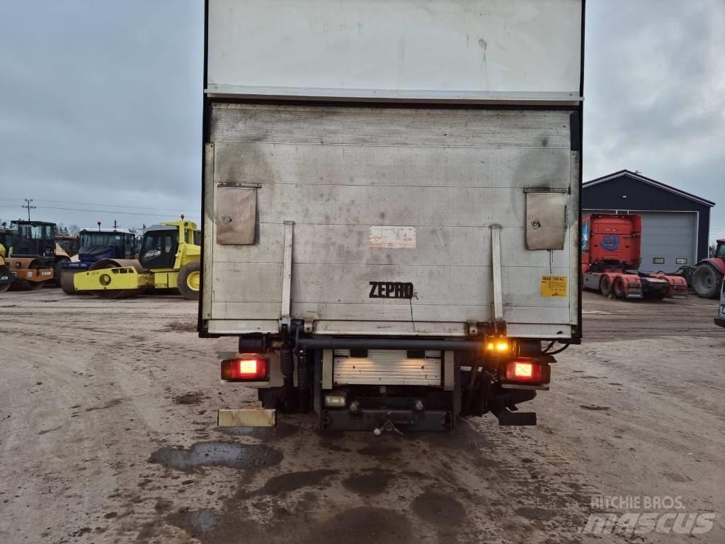Iveco Eurocargo 탑차 트럭