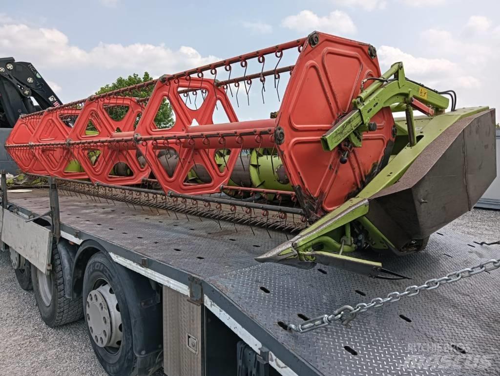 CLAAS C 600 콤바인 헤드