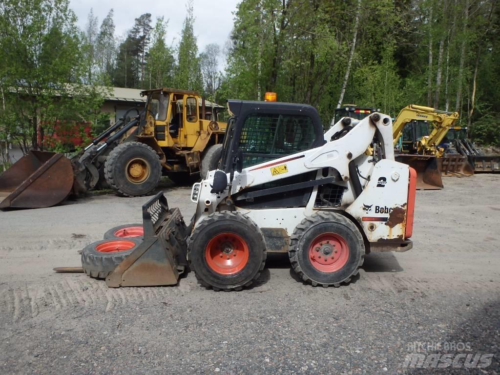 Bobcat S 530  스키드로더