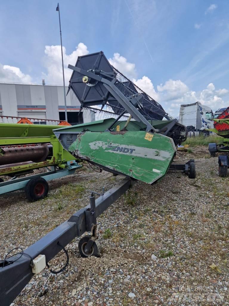Fendt 8300 콤바인 수확기