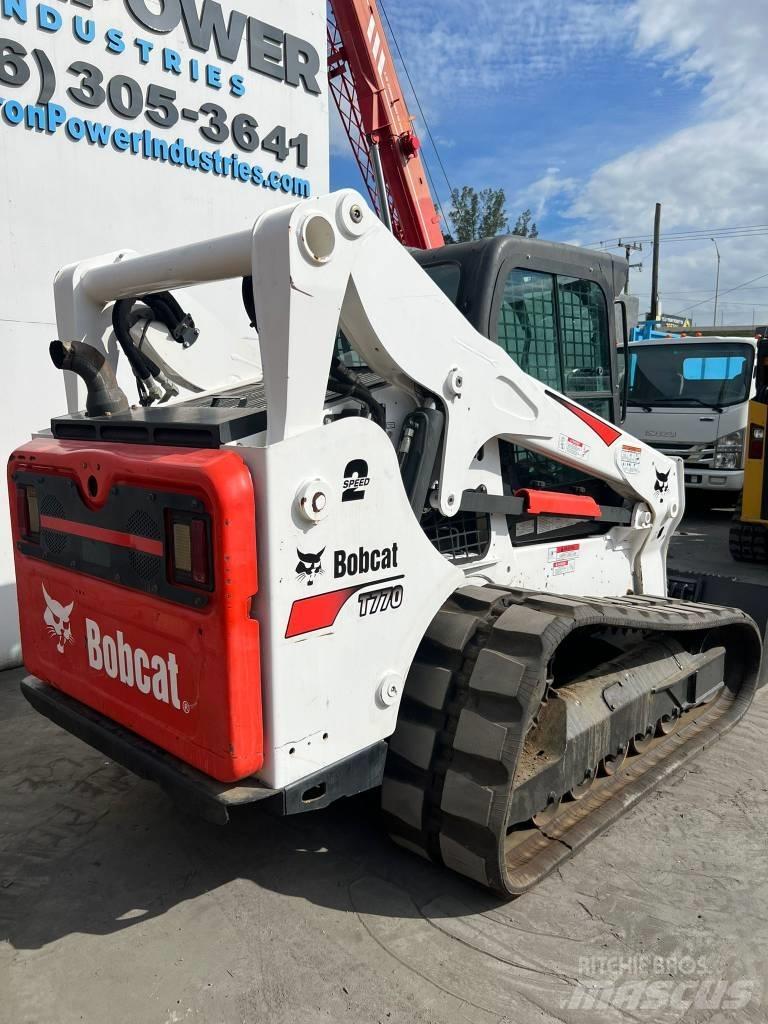 Bobcat t770  스키드로더