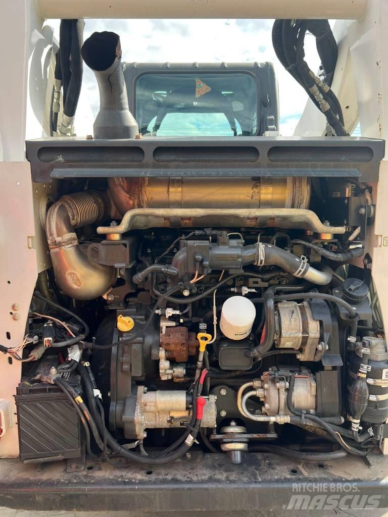 Bobcat t770  스키드로더