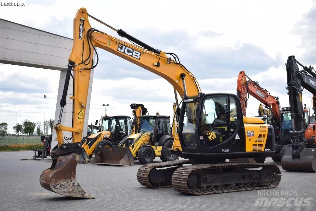 JCB JS 131 LC 대형 굴삭기 29톤 이상