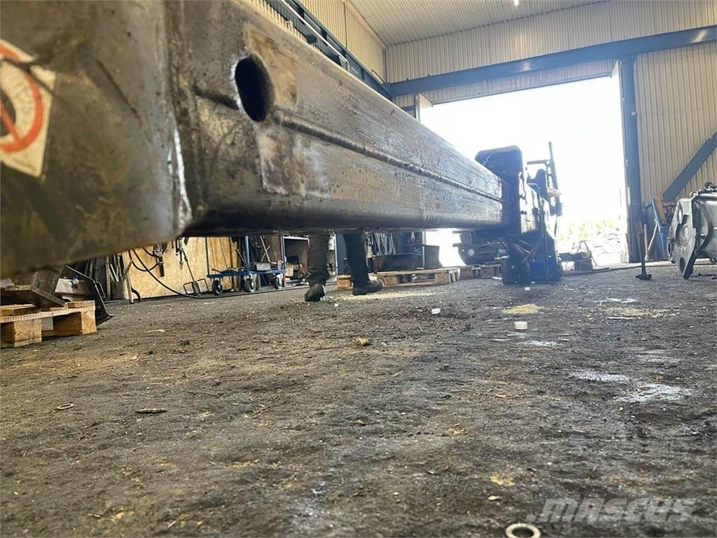 John Deere 1910G 포워더 크레인