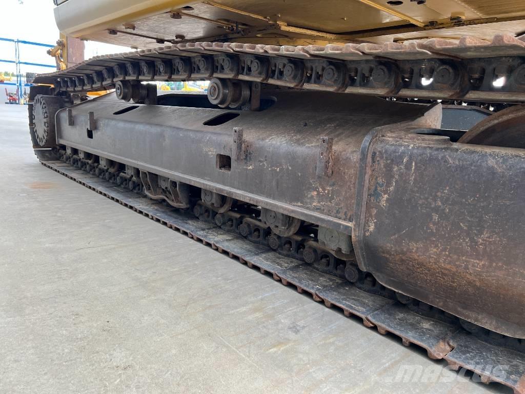 CAT 323D LN 대형 굴삭기 29톤 이상