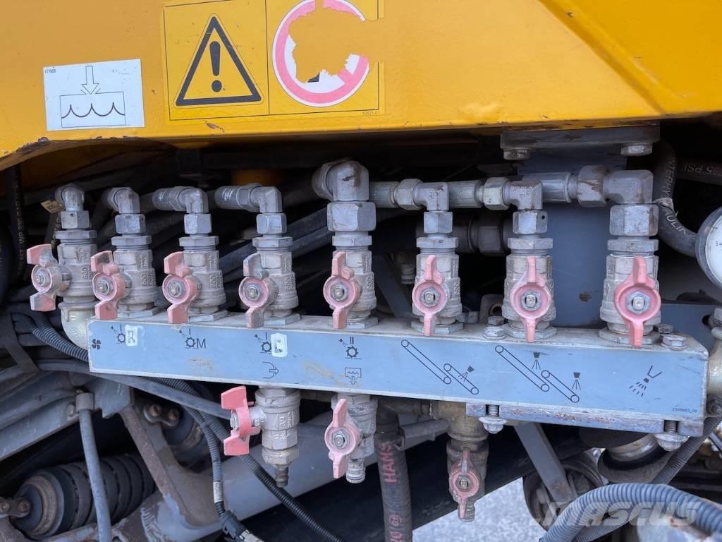 Wirtgen W250 아스팔트 콜드 밀링 기계