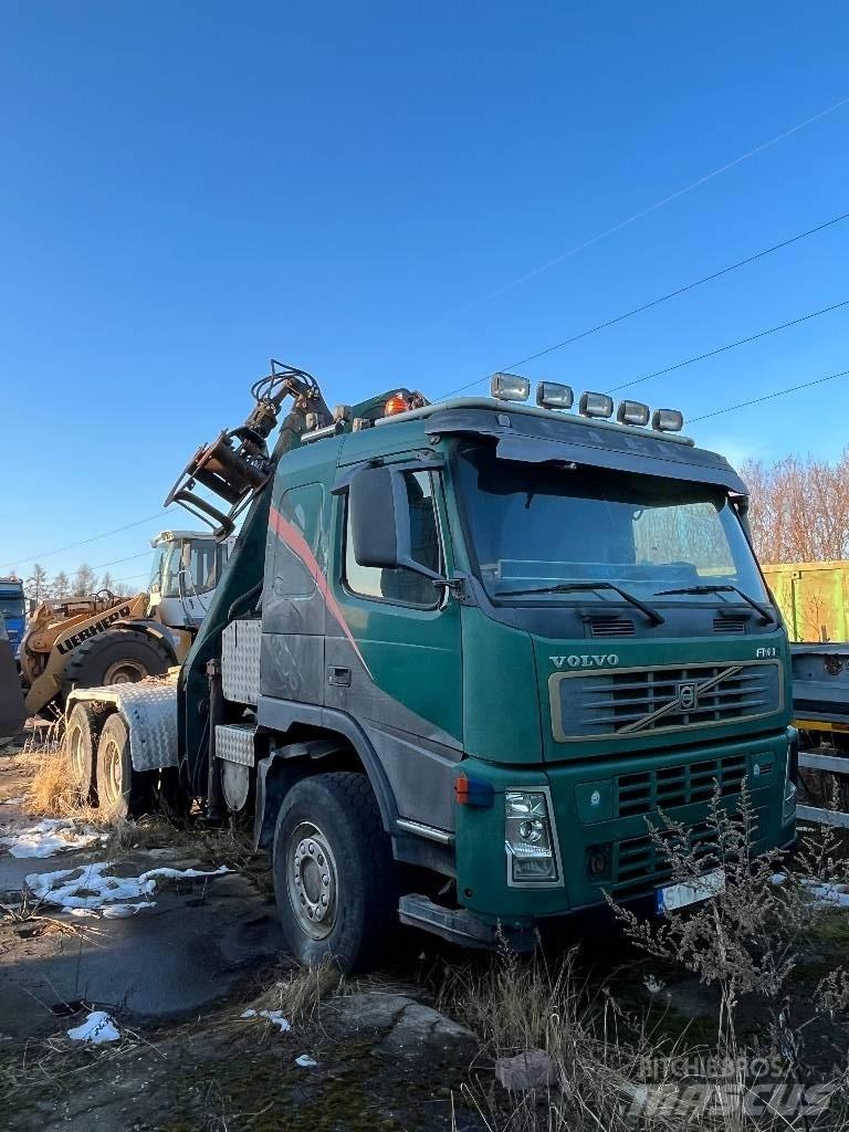 Volvo FM 12 목재 트럭