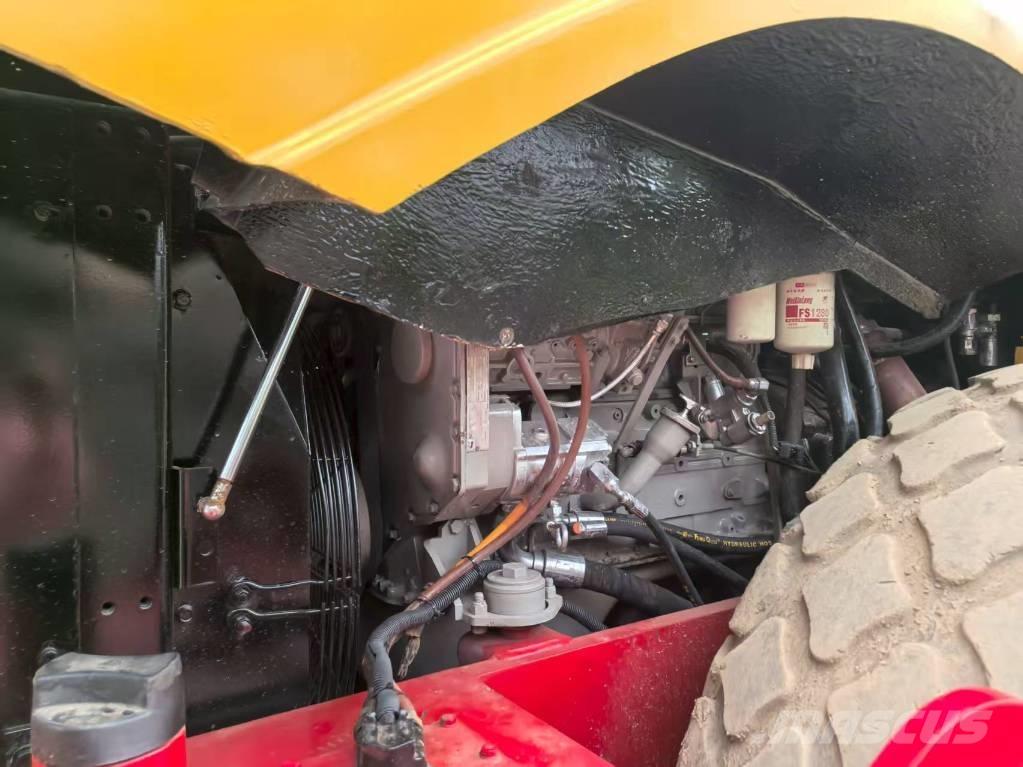 Dynapac CA 602 D 싱글 드럼 롤러