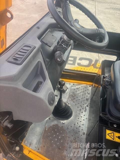 JCB 6 T 2 ST 5 건설현장 덤프트럭