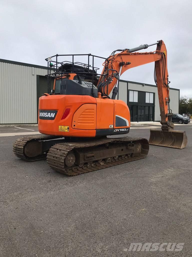 Doosan DX140LCR-5 대형 굴삭기 29톤 이상