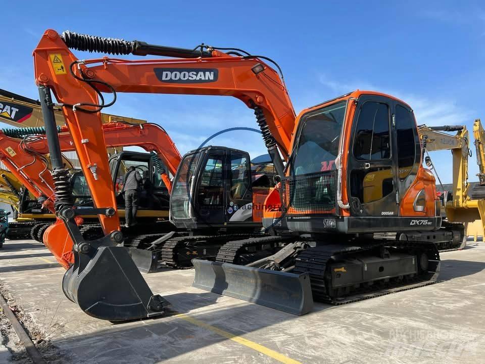 Doosan DX 75-9 C 대형 굴삭기 29톤 이상