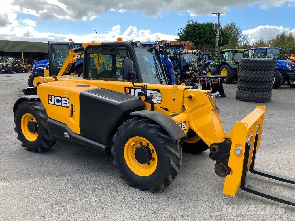 JCB 525-60 Agri Plus 농업용 텔레 핸들러