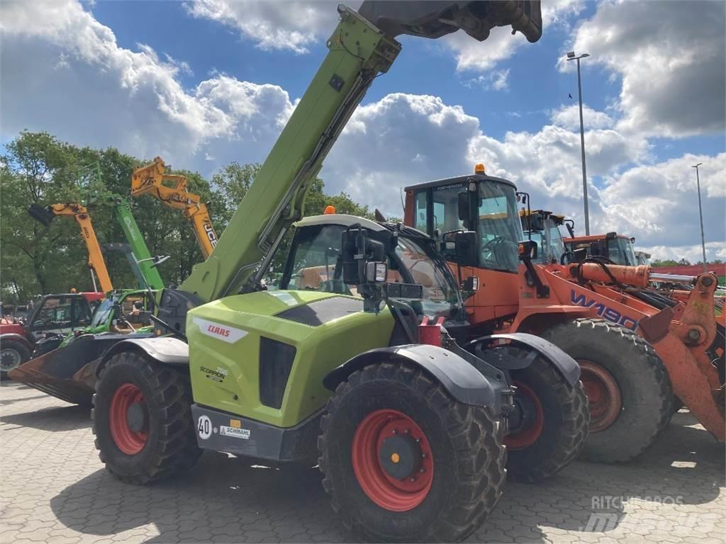 CLAAS Scorpion 756 트랙터