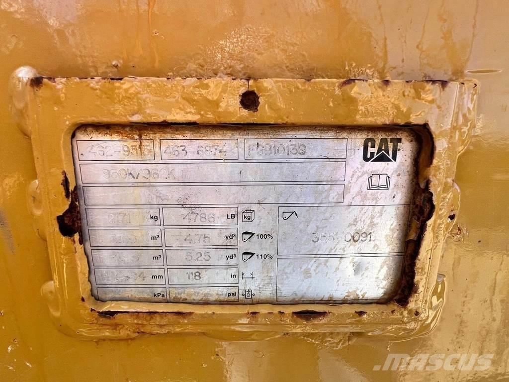 CAT 962M  휠로우더