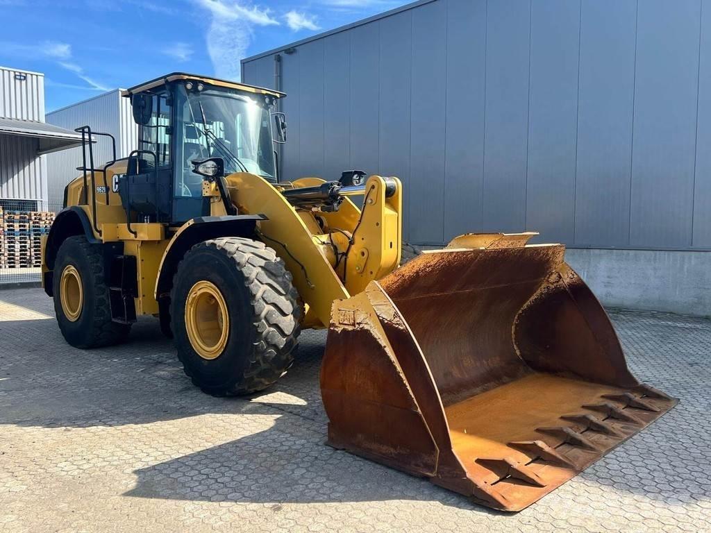 CAT 962M  휠로우더