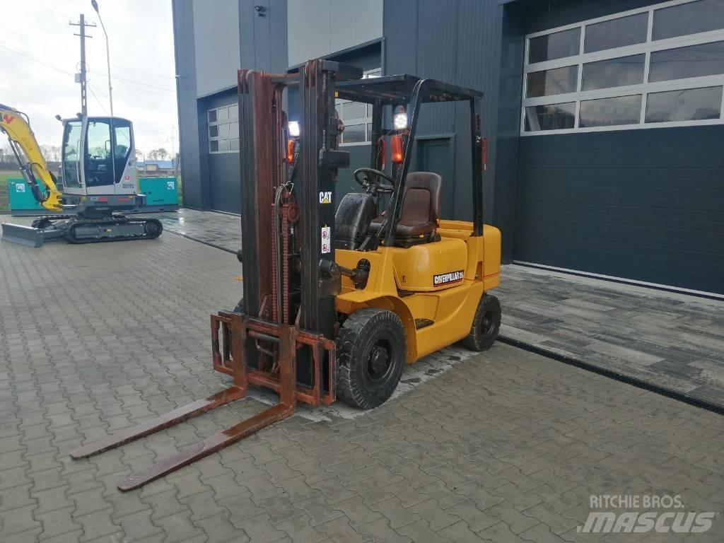 CAT DP 25 K 디젤 지게차