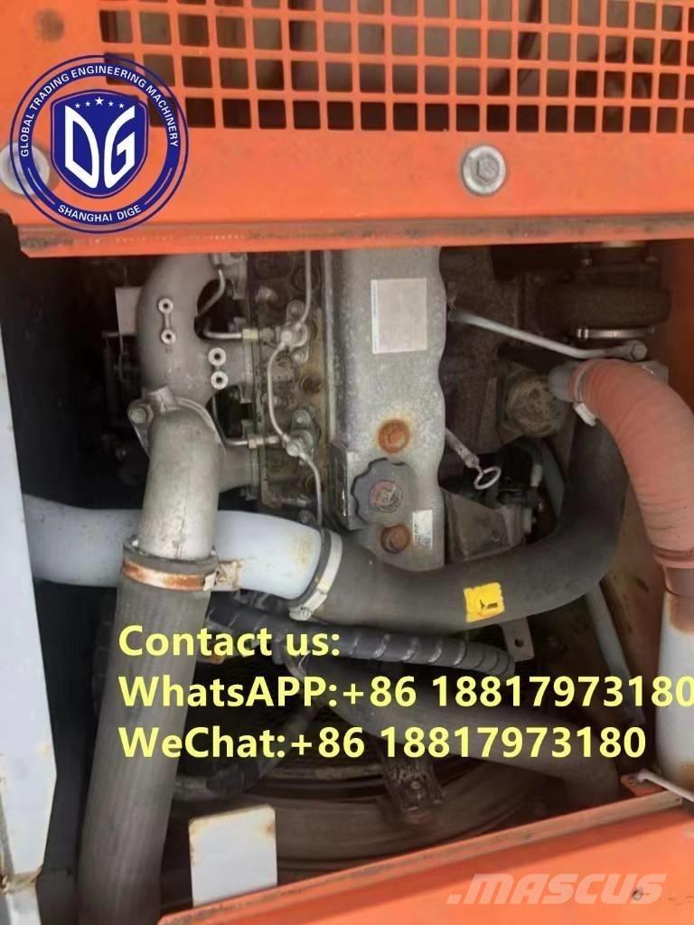 Hitachi ZX 135 US 대형 굴삭기 29톤 이상