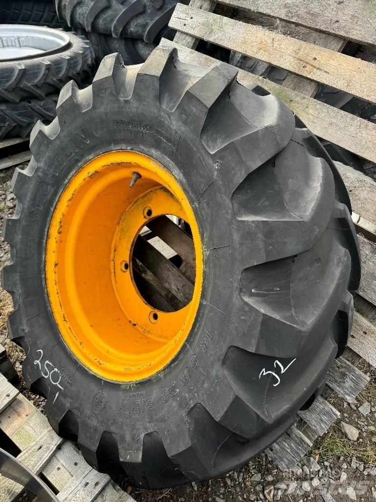 Michelin 14.5R20 타이어, 휠 및 림