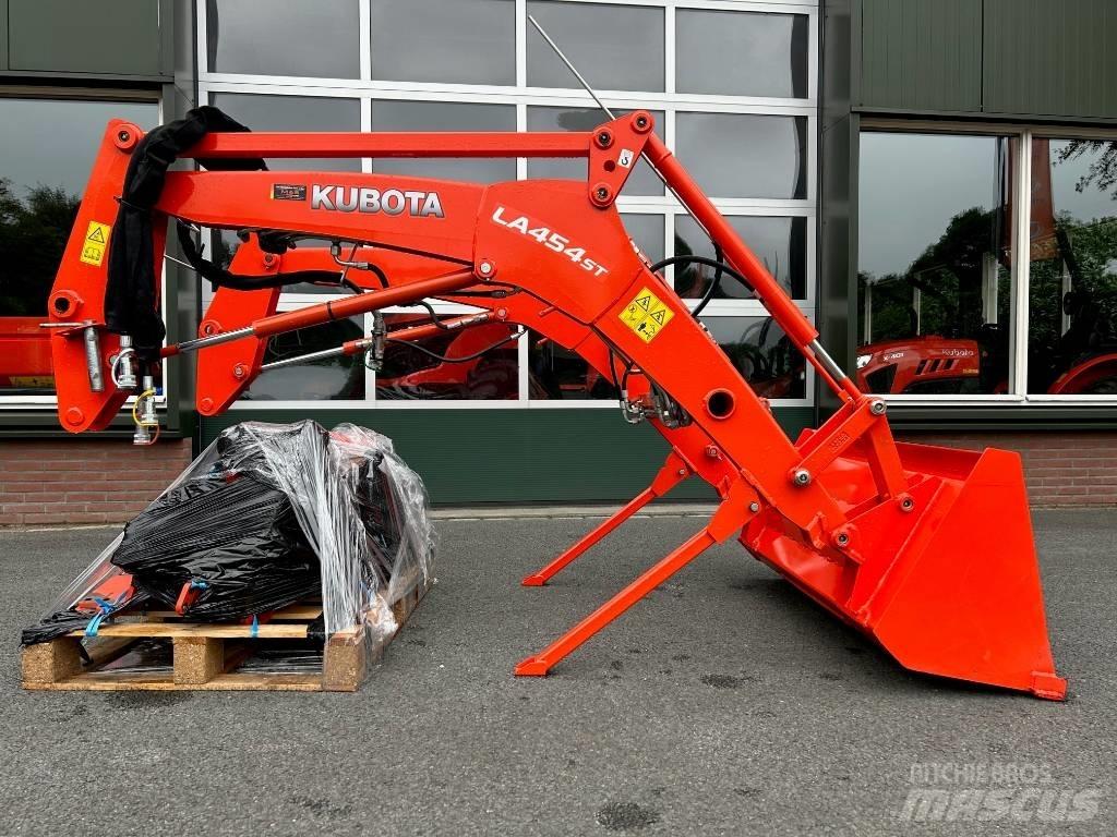 Kubota LA454ST 컴팩트 트랙터 어태치먼트