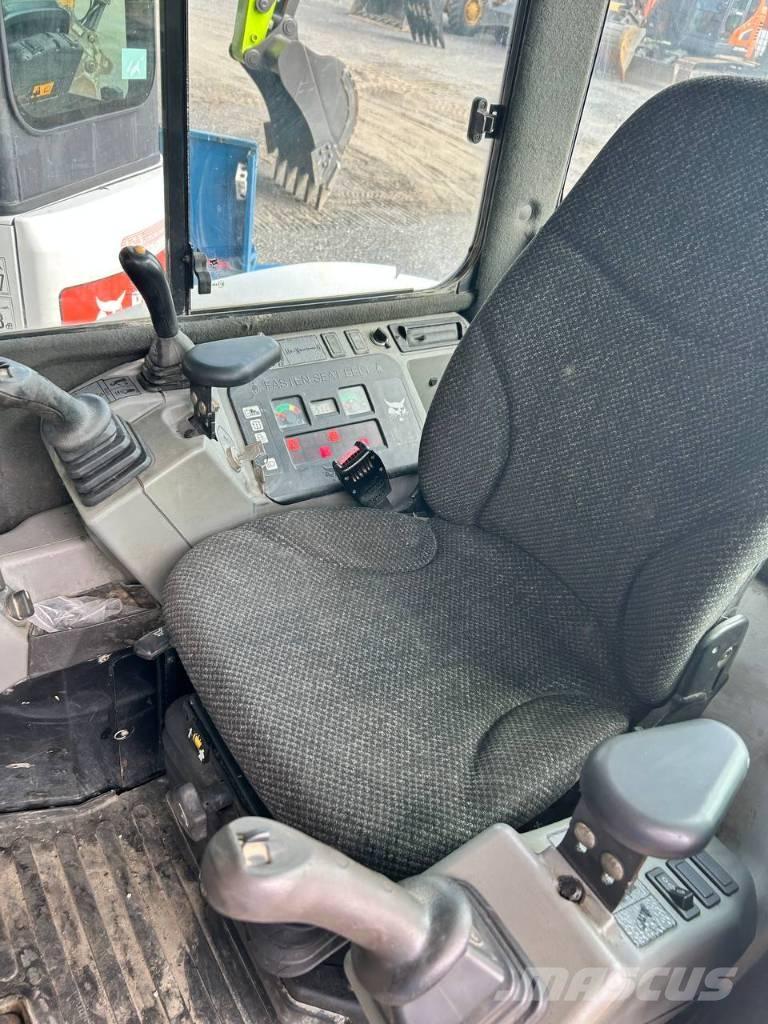 Bobcat E 50 소형 굴삭기 7톤 미만