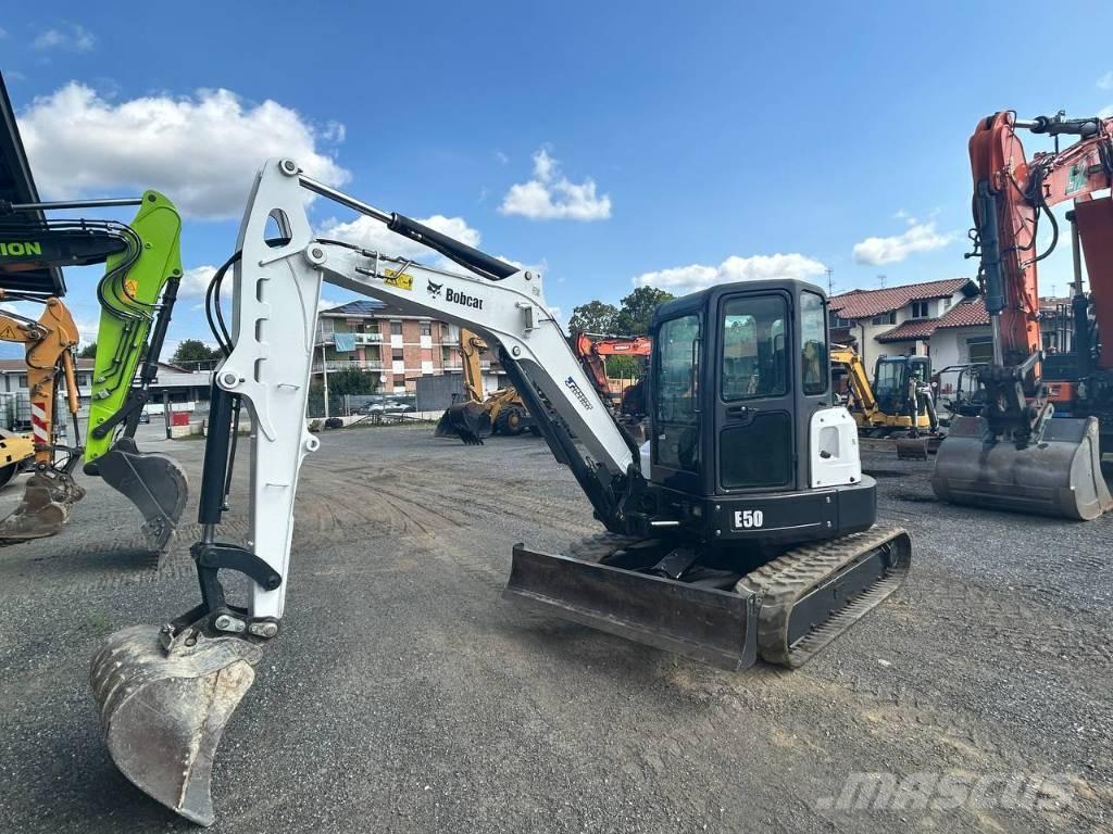 Bobcat E 50 소형 굴삭기 7톤 미만