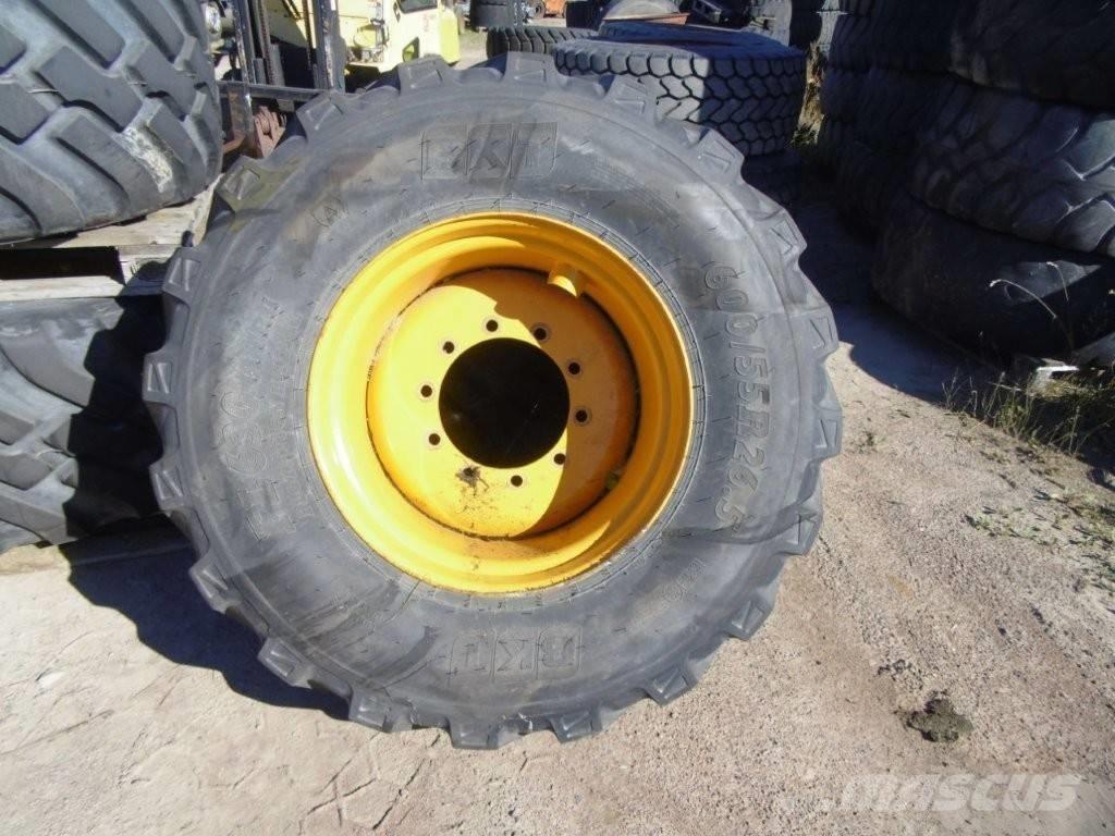  Däck Twin 600/55R  휠로우더