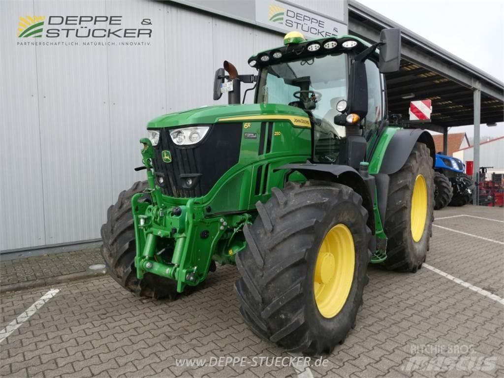 John Deere 6R 250 트랙터