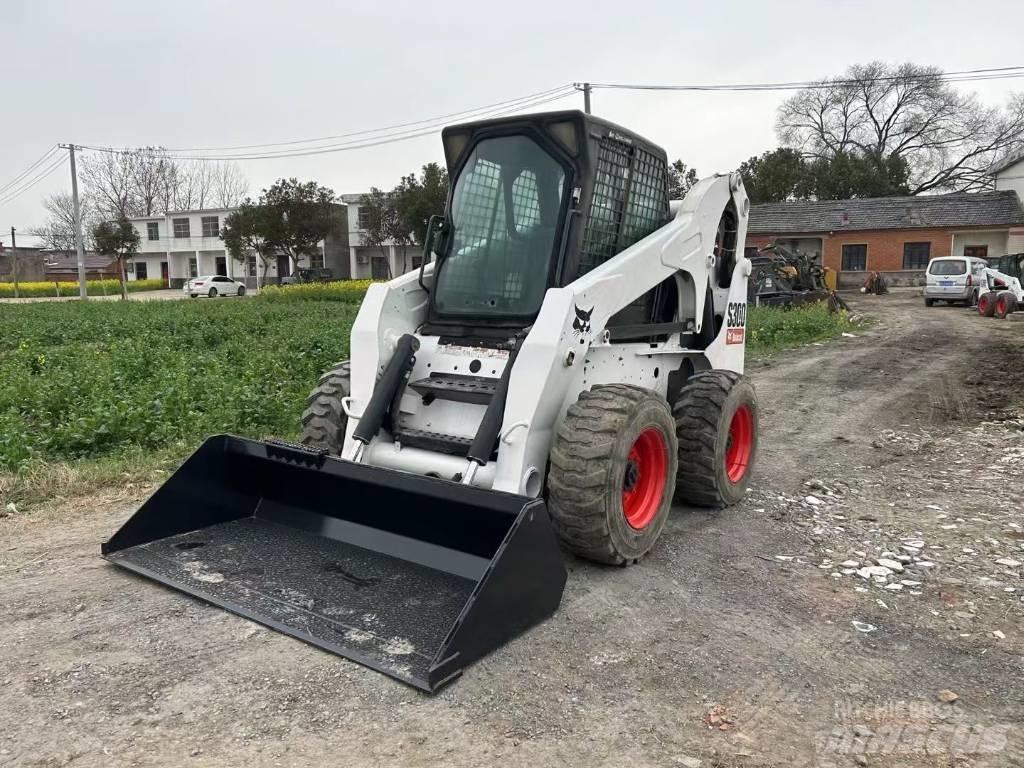 Bobcat S 300  스키드로더