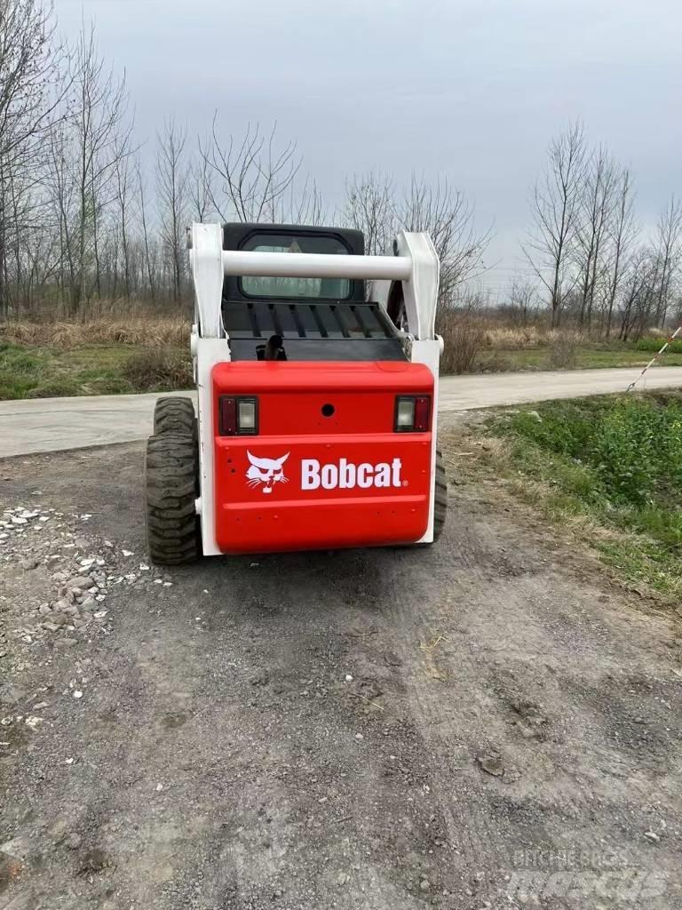 Bobcat S 300  스키드로더