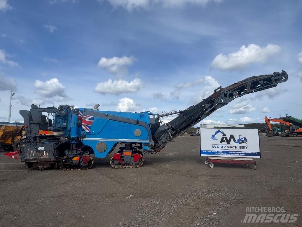 Wirtgen W100 Fi 아스팔트 콜드 밀링 기계