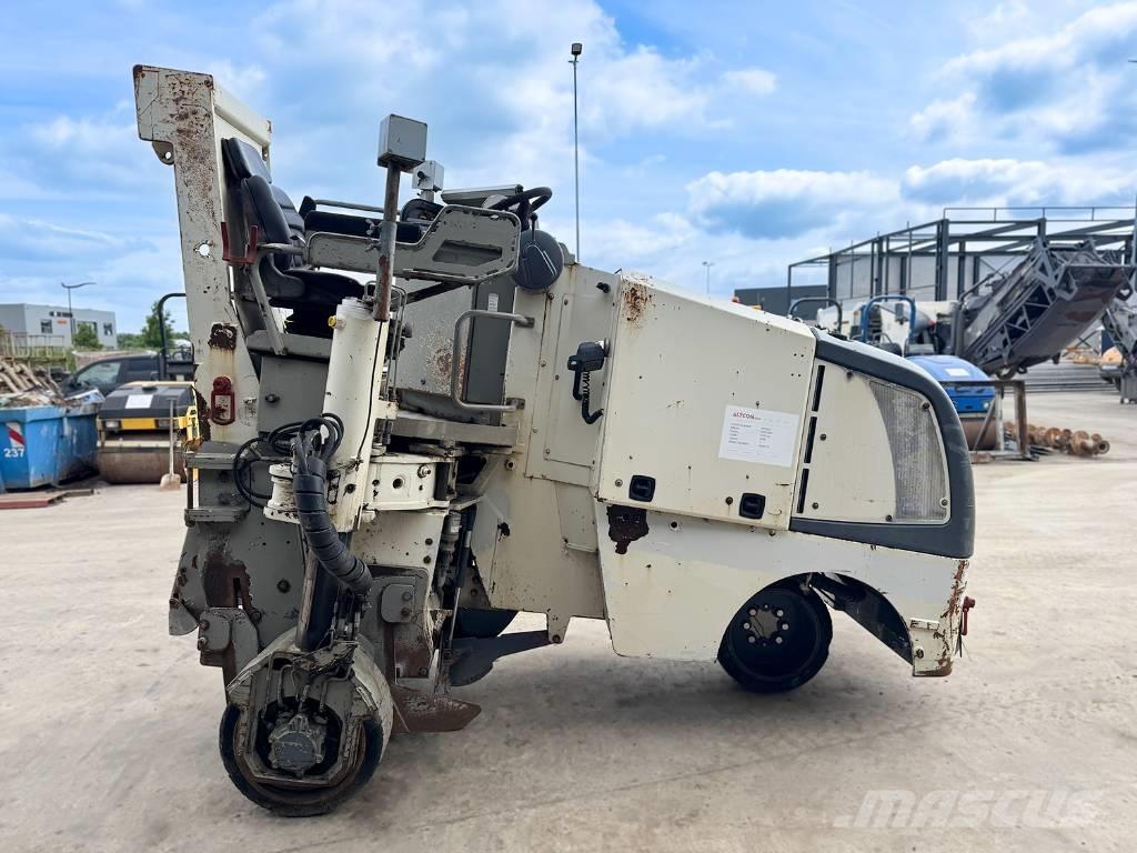 Wirtgen W 50 DC 아스팔트 콜드 밀링 기계