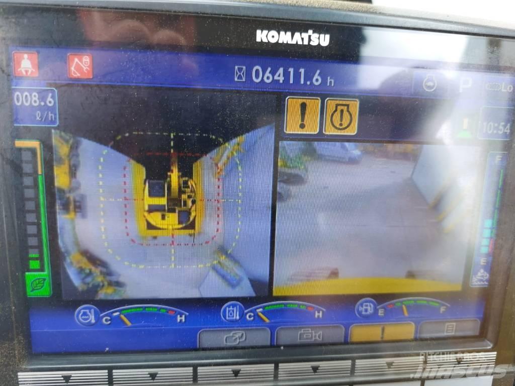 Komatsu PC228USLC-11 대형 굴삭기 29톤 이상