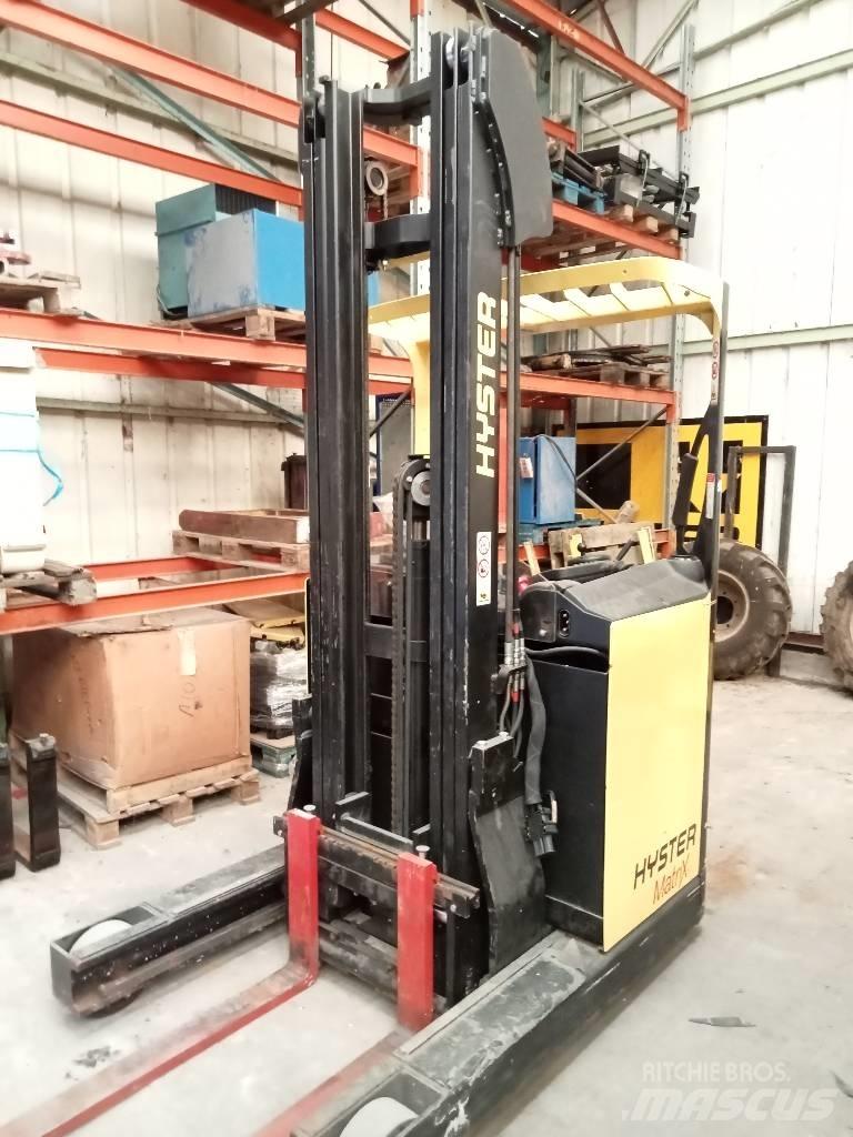 Hyster R1.4 리치 트럭