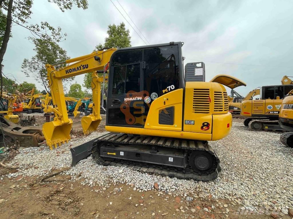 Komatsu PC 70 중형굴삭기 7톤-28톤