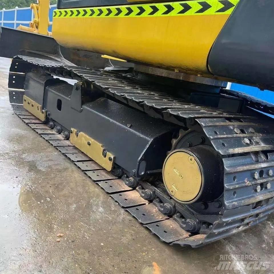 Komatsu PC56-7 대형 굴삭기 29톤 이상