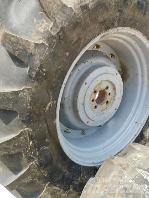Michelin 20.8R38 타이어, 휠 및 림