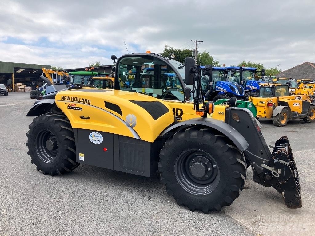New Holland TH7.32 농업용 텔레 핸들러