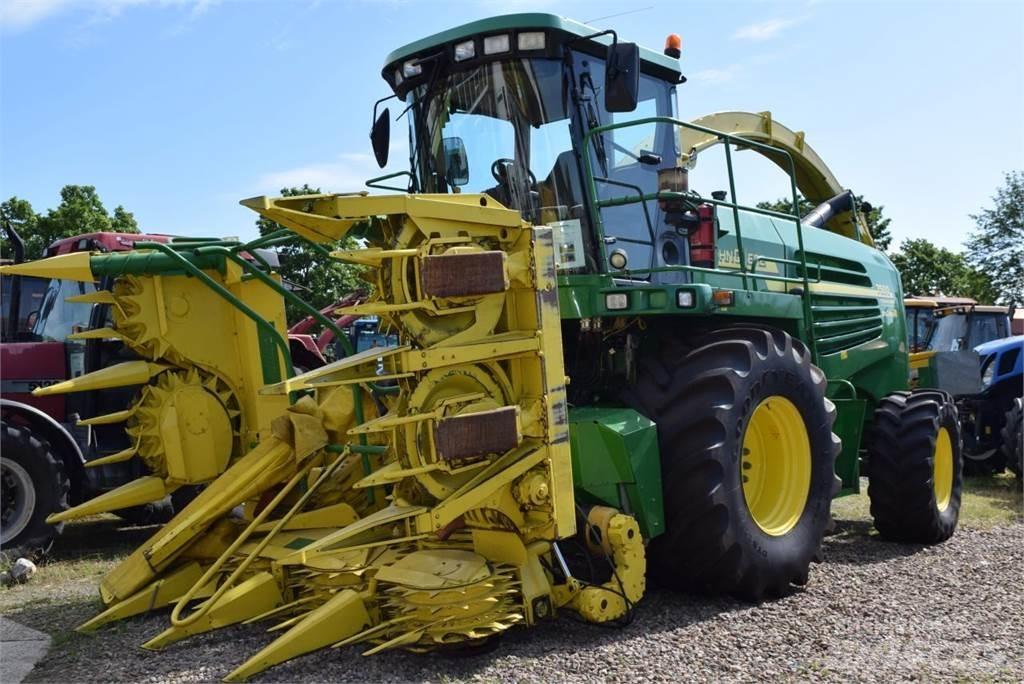 John Deere 7400 자동 초지기계