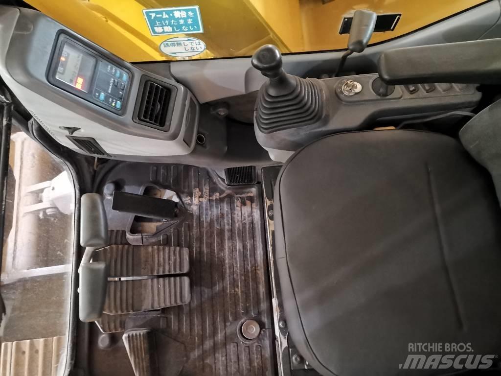 Komatsu PC 78 US 중형굴삭기 7톤-28톤