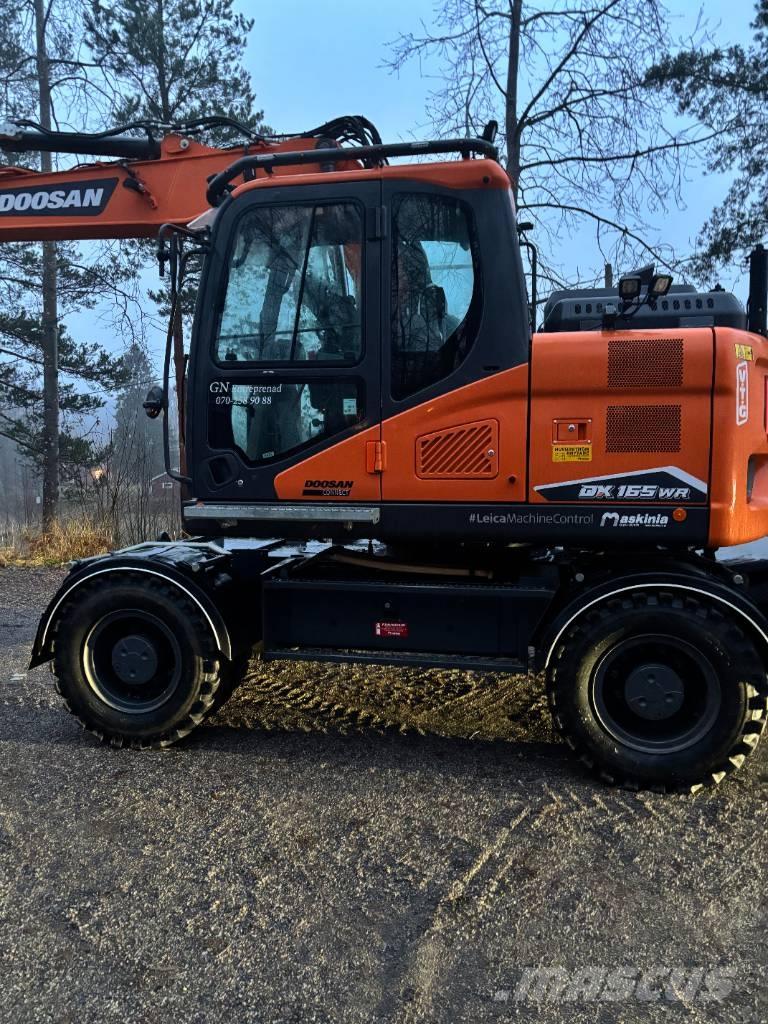 Doosan DX 165 W-7  휠 굴삭기