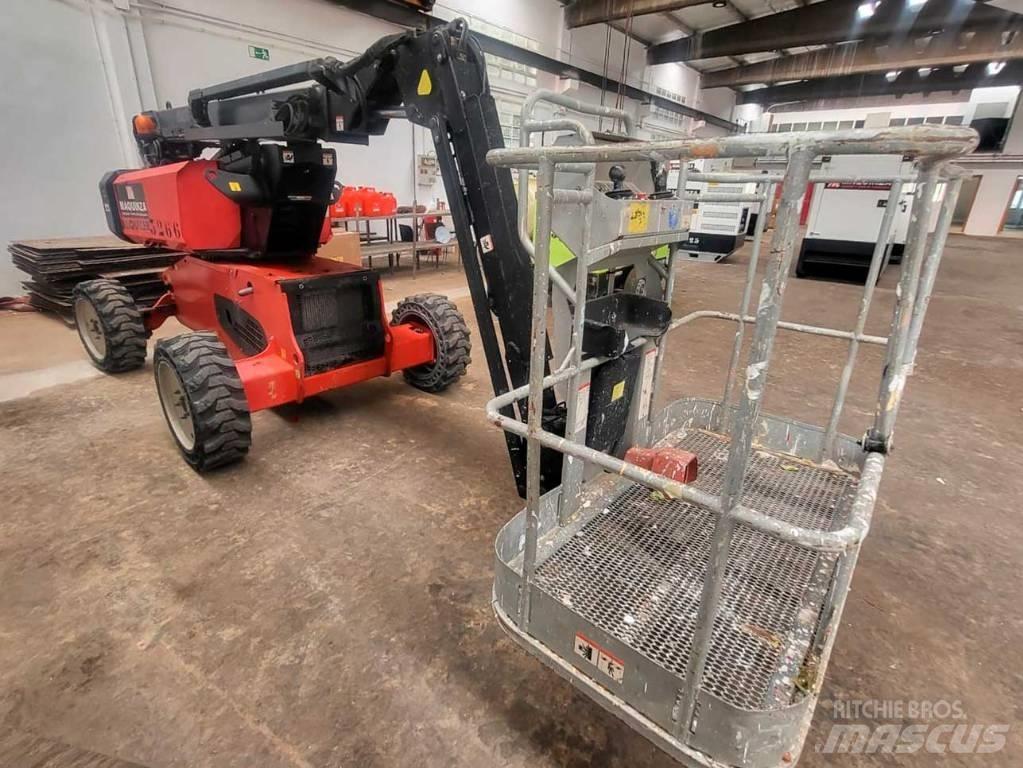 Manitou ManGo 12 관절형 전동이동 리프트