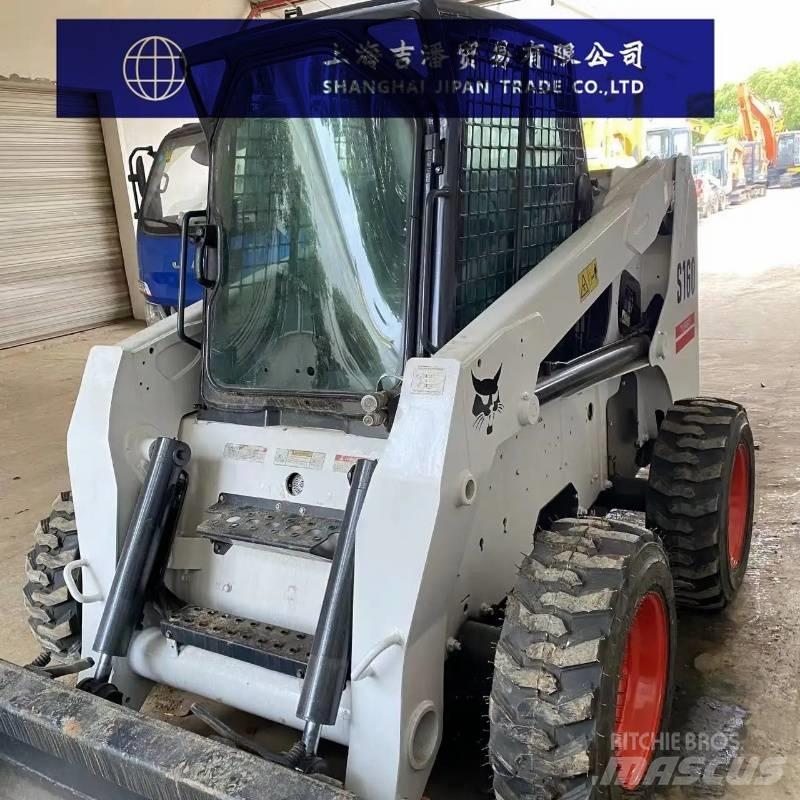 Bobcat s 160  스키드로더