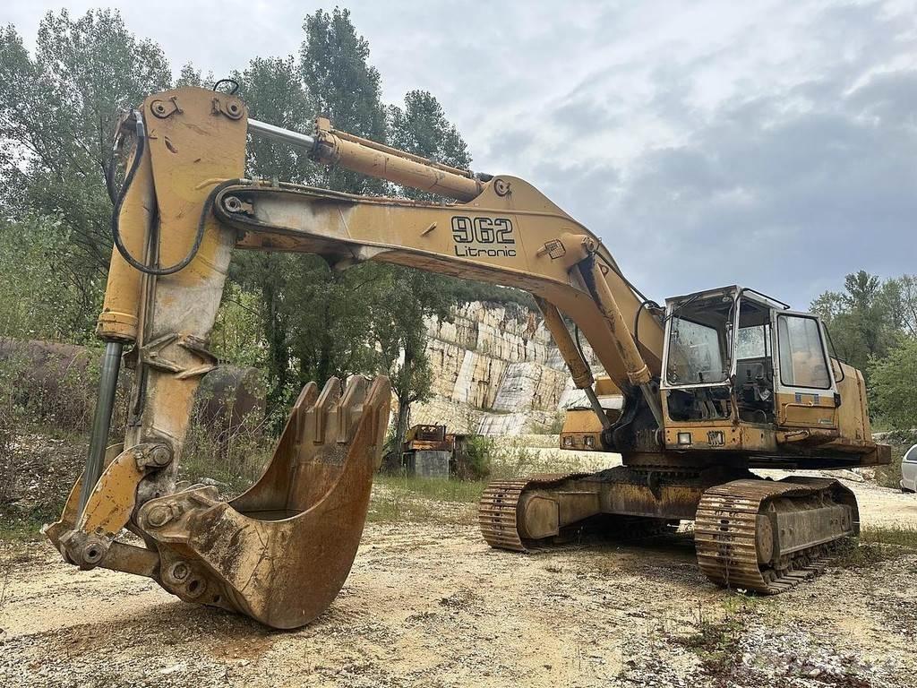 Liebherr 962 특수 굴삭기
