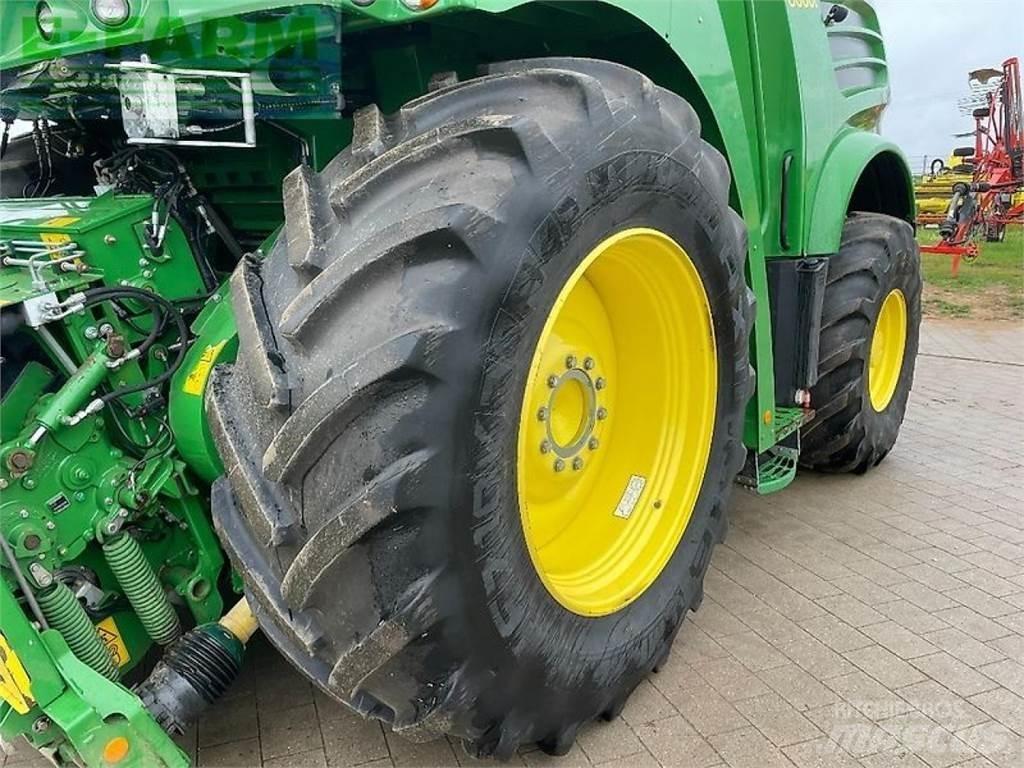 John Deere 8600 자동 초지기계