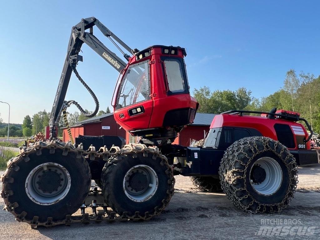 Komatsu 951 원목 하베스터