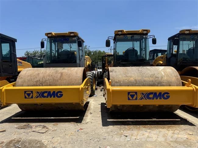 XCMG XS 223 J 싱글 드럼 롤러