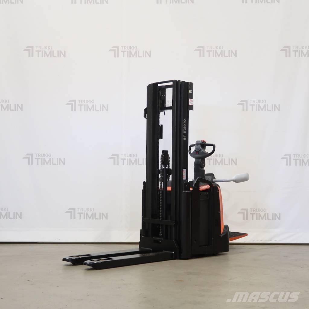 Toyota SPE120L 보행식 리치 지게차
