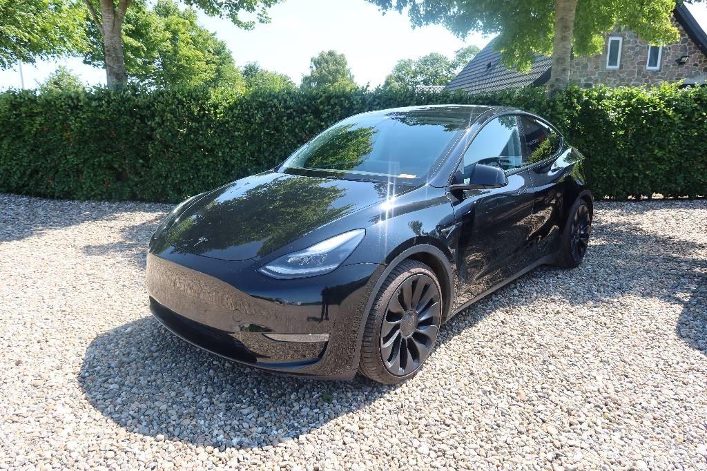 Tesla Model Y 자동차