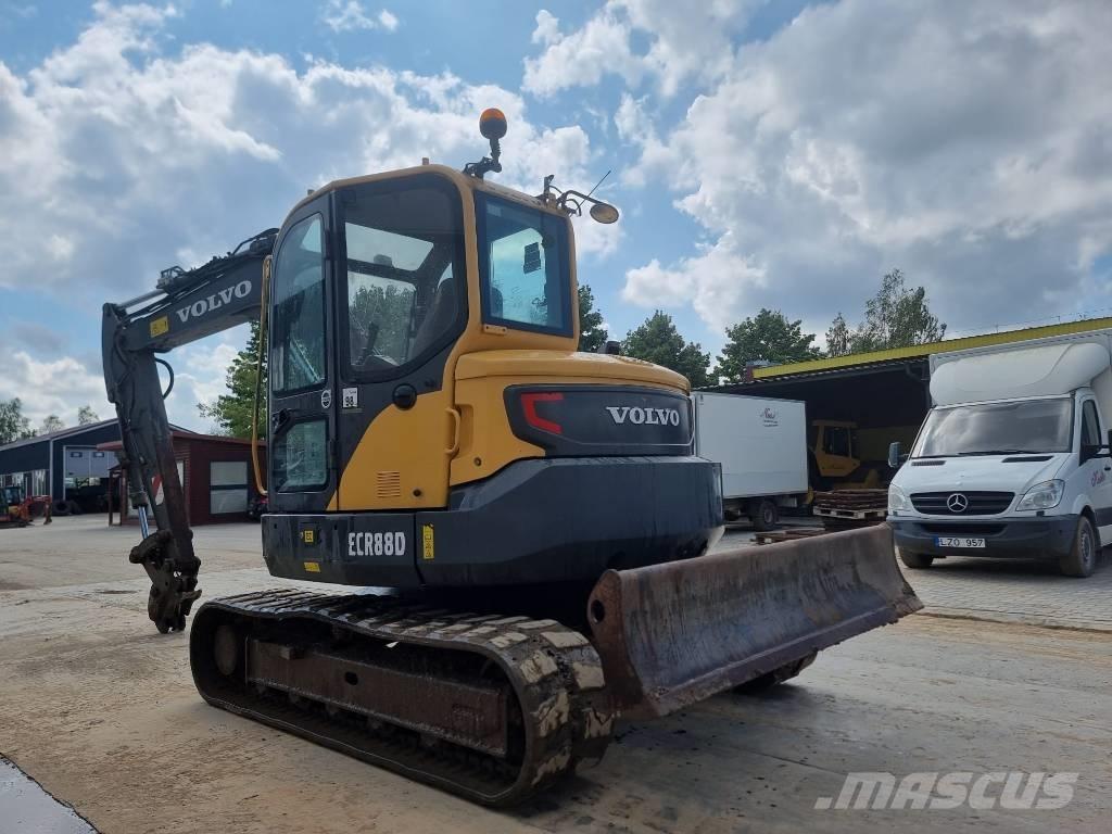 Volvo ECR 88 D 중형굴삭기 7톤-28톤